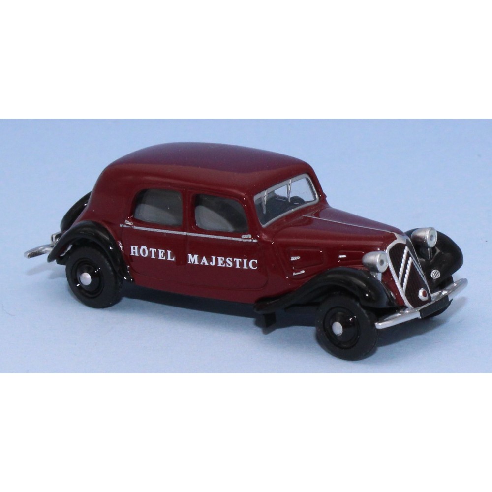 SAI 6177 Citroën Traction 11A 1935, rouge excelsior et noire, HÔTEL MAJESTIC Sai Sai_6177 - 1 SAI 6177 Citroën Traction 11A 1935, rouge excelsior et noire, HÔTEL MAJESTIC Sai Sai_6177 - 1