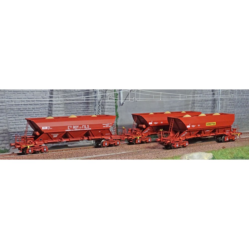 Ree modeles WB575 Set de 3 wagons Trémie EX Type 1, bogies, ROY&Fils / SIMOTRA, chargement sable Ree modeles WB575 Set de 3 wagons Trémie EX Type 1, bogies, ROY&Fils / SIMOTRA, chargement sable