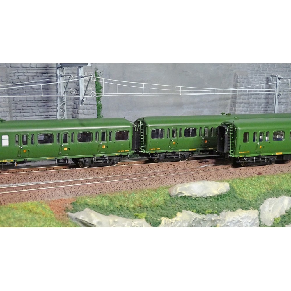 LS Models 40321 Set de 3 voitures Express Nord C11/C11/B4D livrée vert, châssis noir, inscription Nord, ep. II Ls models Lsm_403 LS Models 40321 Set de 3 voitures Express Nord C11/C11/B4D livrée vert, châssis noir, inscription Nord, ep. II Ls models Lsm_403