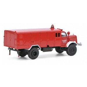 Schuco 452649600 Camion pompiers Mercedes-Benz LG 315 LF Schuco Schuco_452649600 - 2