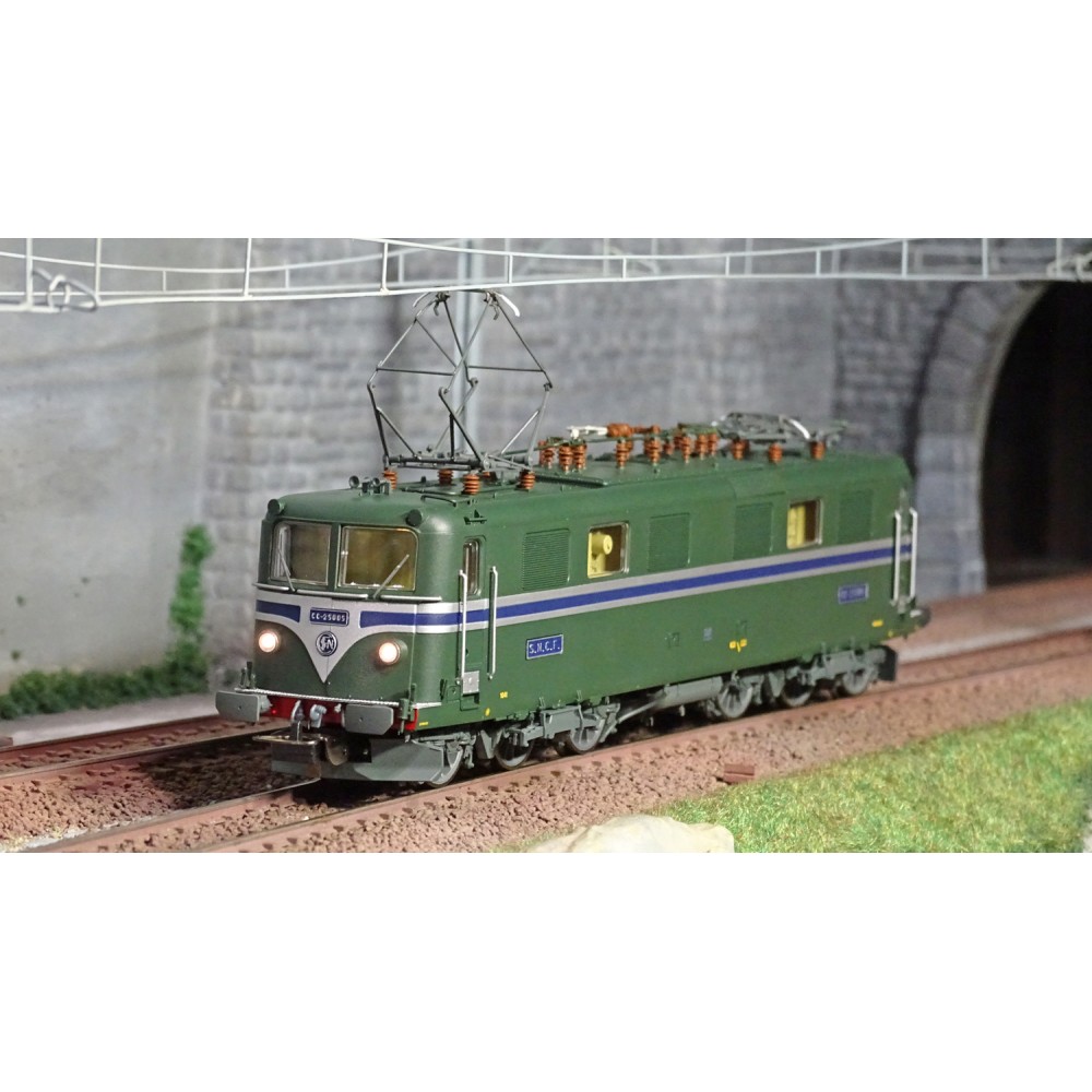 Piko 96584 Locomotive électrique CC 25005, SNCF, digitale sonore Piko Piko_96584 - 1 Piko 96584 Locomotive électrique CC 25005, SNCF, digitale sonore Piko Piko_96584 - 1