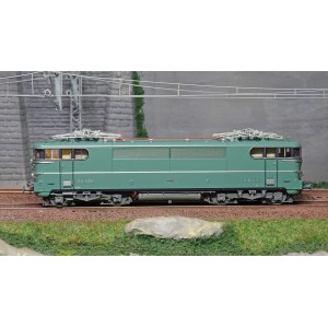 Ree Modeles MB081.S Locomotive électrique BB 9267, origine verte Sud-Est, dépôt Lyon-Mouche MISTRAL, sonore, panthos motorisés R