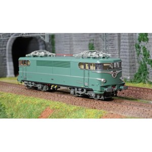 Ree Modeles MB080.S Locomotive électrique BB 9262, origine verte Sud-Ouest, dépôt Paris SO, sonore, panthos motorisés Ree Modele