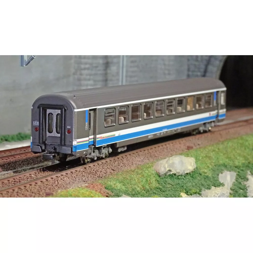 Piko 97110 Voiture Corail VTU Rhone-Alpes, 2ème classe, SNCF Piko Piko_97110 - 1 Piko 97110 Voiture Corail VTU Rhone-Alpes, 2ème classe, SNCF Piko Piko_97110 - 1