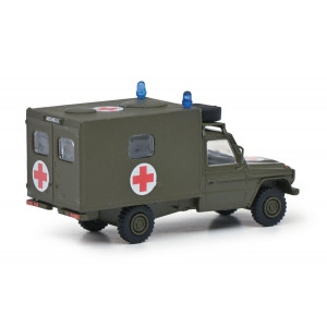 Schuco 452636500 Coffret militaire infirmerie, 2 voitures secours et un hélicoptère H145 Schuco Schuco_452636500 - 5