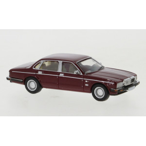 Brekina PCX870162 Jaguar XJ 401, 1986, rouge foncé métallisé Sai Sai_PCX870162 - 1