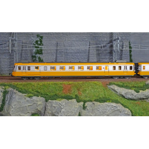 Jouef HJ2387 Autorail diesel RGP2 X 2700 à 2 voitures, SNCF, livré orange - argent Jouef HJ2387 - 2