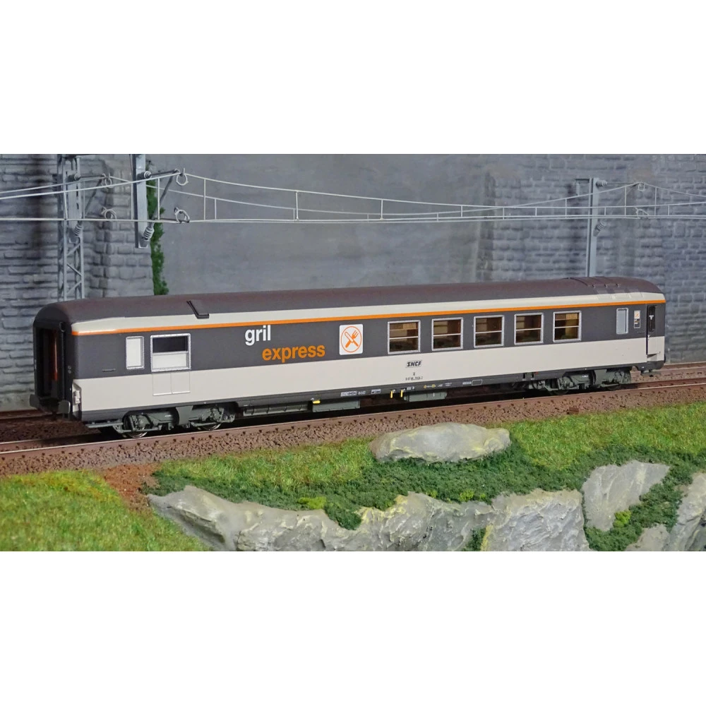 LS Models 40156.2 Voiture Corail, Grill Express, Logo encadré, SNCF Ls models Lsm_40156.2 - 1 LS Models 40156.2 Voiture Corail, Grill Express, Logo encadré, SNCF Ls models Lsm_40156.2 - 1