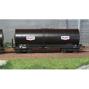 Ree modeles WB662 Set de 3 wagons citerne FAUVET-GIREL, bogies Y 23, MOBIL Ree Modeles WB-662 - 4