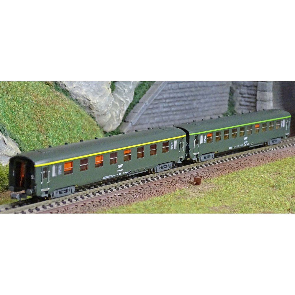 REE Modeles NW276 Set de 2 voitures voyageurs DEV AO, SNCF, A8 et B10, logo encadré blanc, cartouche corail, ep.IV-V, N - 1/160 REE Modeles NW276 Set de 2 voitures voyageurs DEV AO, SNCF, A8 et B10, logo encadré blanc, cartouche corail, ep.IV-V, N - 1/160