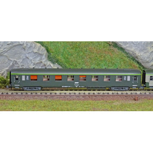 REE Modeles NW277 Set de 2 voitures voyageurs DEV AO, SNCF, B8 et B10, gris/vert, logo encadré blanc, cartouche corail, ep.IV-V 