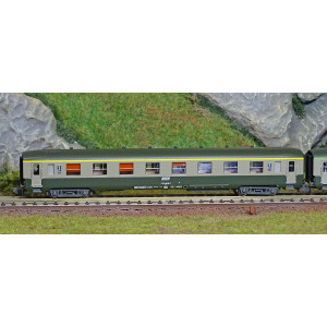 REE Modeles NW279 Set de 2 voitures voyageurs DEV AO, SNCF, B8 et B10, gris/vert, logo encadré blanc, cartouche corail, ep.IV-V 