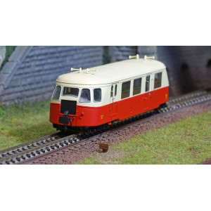 Ree Modeles VM007 Autorail Billard A80 D de la SNCF N°242, Rouge/Crème, 1 Phare Ree Modeles VM-007 - 1