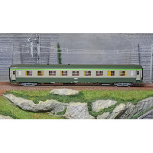 Ree Modeles VB308 Voiture voyageurs UIC B9 ex A9, vert 302/gris 804, logo encadré blanc, SNCF Ree Modeles VB-308 - 2