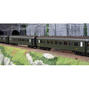 Ree Modeles VB382 Set de 3 voitures voyageurs OCEM RA Courte, SNCF, B4D / B9 Toit Vert, ep. III Ree Modeles VB-382 - 5