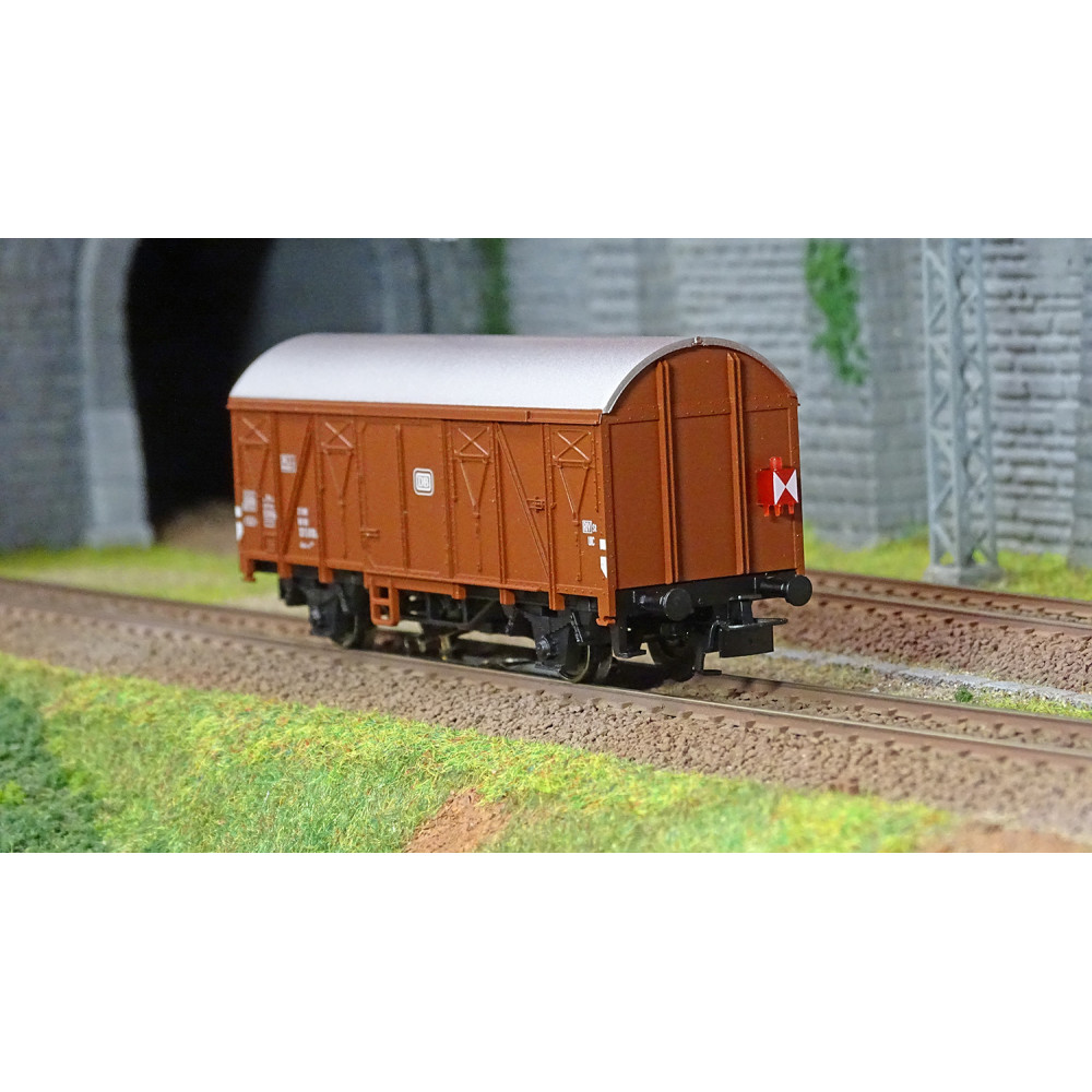 Marklin 4411 Wagon couvert Type Gs-uv 213, DB Marklin Marklin_4411 - 1