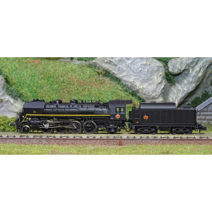 Arnold HN2484S Locomotive vapeur 141 R 840, SNCF, roues mixtes, livrée noire, ligne jaune, sonore Arnold HN2484S - 2