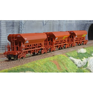 Ree modeles WB803 Set de 3 wagons trémie F70 Facs, STVA / SWG / Mallet, ep. V-VI Ree Modeles WB-803 - 1