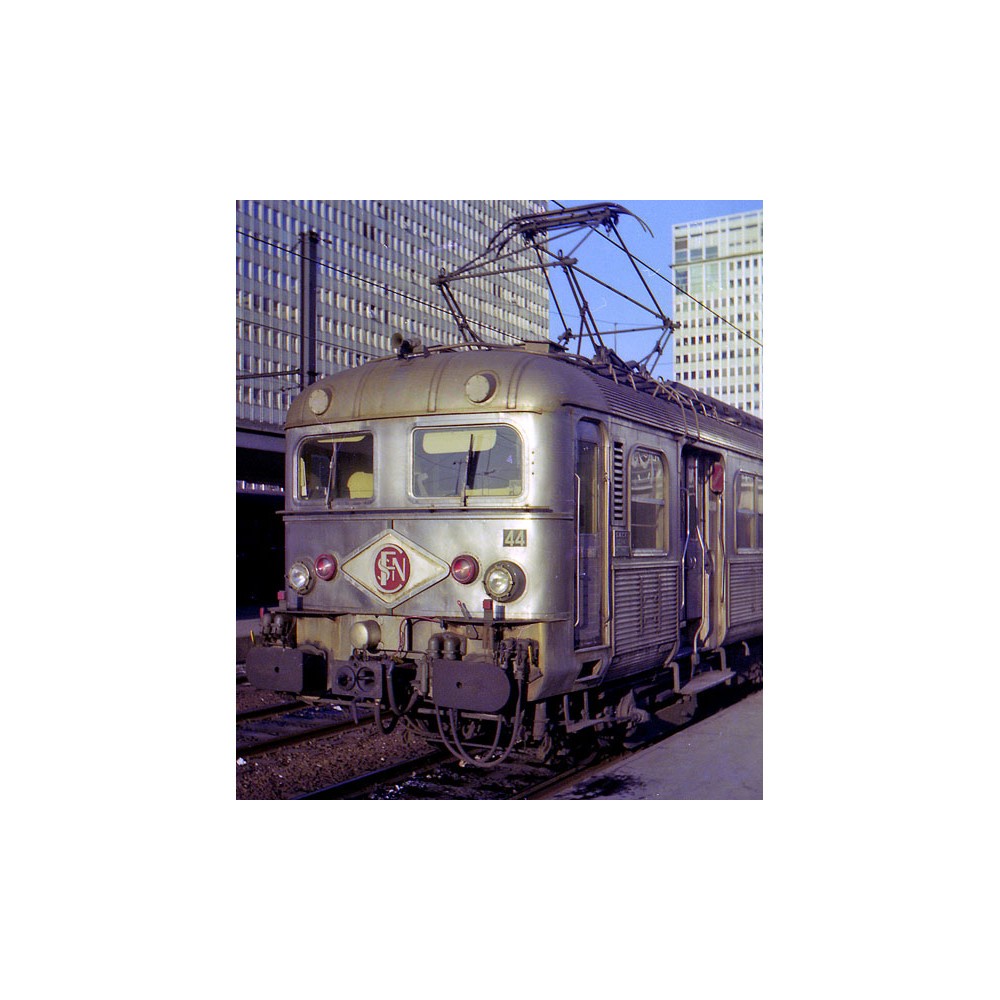 Mistral 28-01-G003 Autorail Z 5100 + voiture pilote ZRx 15100 - 1965, SNCF, œilletons obturés, digital sonore Mistral Train Mode