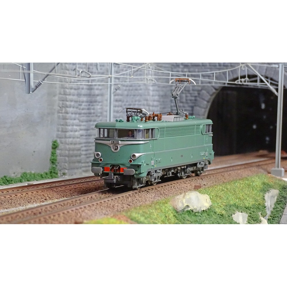 Roco 70561 Locomotive électrique BB 25243, SNCF, digitale sonore Roco Roco_70561 - 1 Roco 70561 Locomotive électrique BB 25243, SNCF, digitale sonore Roco Roco_70561 - 1