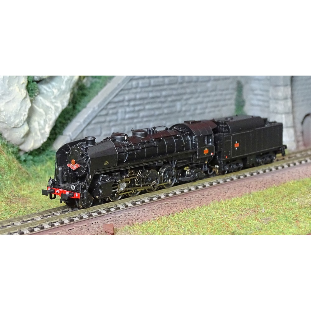 Arnold HN2481 Locomotive vapeur 141 R 1173, Mistral, SNCF, roues boxpok, livrée noire Arnold HN2481 - 1