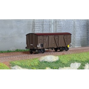 Ree Modeles WB777 Wagon TP Couvert, 4 portes, brun, SNCF, ep. IIIa Ree Modeles WB-777 - 1