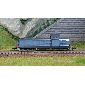 Piko 94119 Locomotive diesel BB 66000, SNCF, bleu avec plaques, échelle N Piko Piko_94119 - 2
