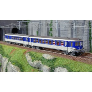 Jouef HJ2615 Autorail EAD XBD 4717 + remorque XRABx 8714, SNCF, livrée argent/bleue, logo Casquette Jouef HJ2615 - 4