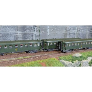 Models Word 40933 Set de 3 voitures OCEM R.A., B9, vert 301, châssis gris, marquage UIC, SNCF Models World MW_40933 - 1