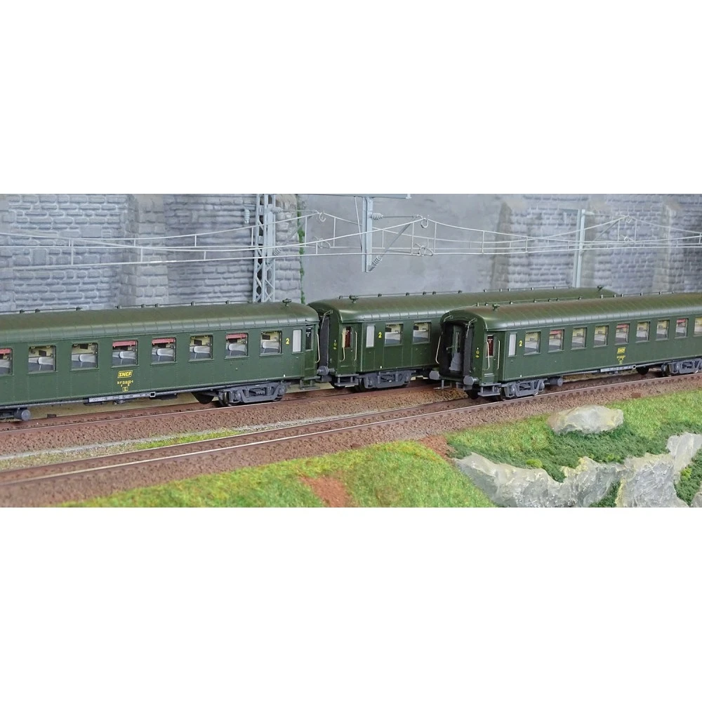 Models Word 40933 Set de 3 voitures OCEM R.A., B9, vert 301, châssis gris, marquage UIC, SNCF Models World MW_40933 - 1 Models Word 40933 Set de 3 voitures OCEM R.A., B9, vert 301, châssis gris, marquage UIC, SNCF Models World MW_40933 - 1