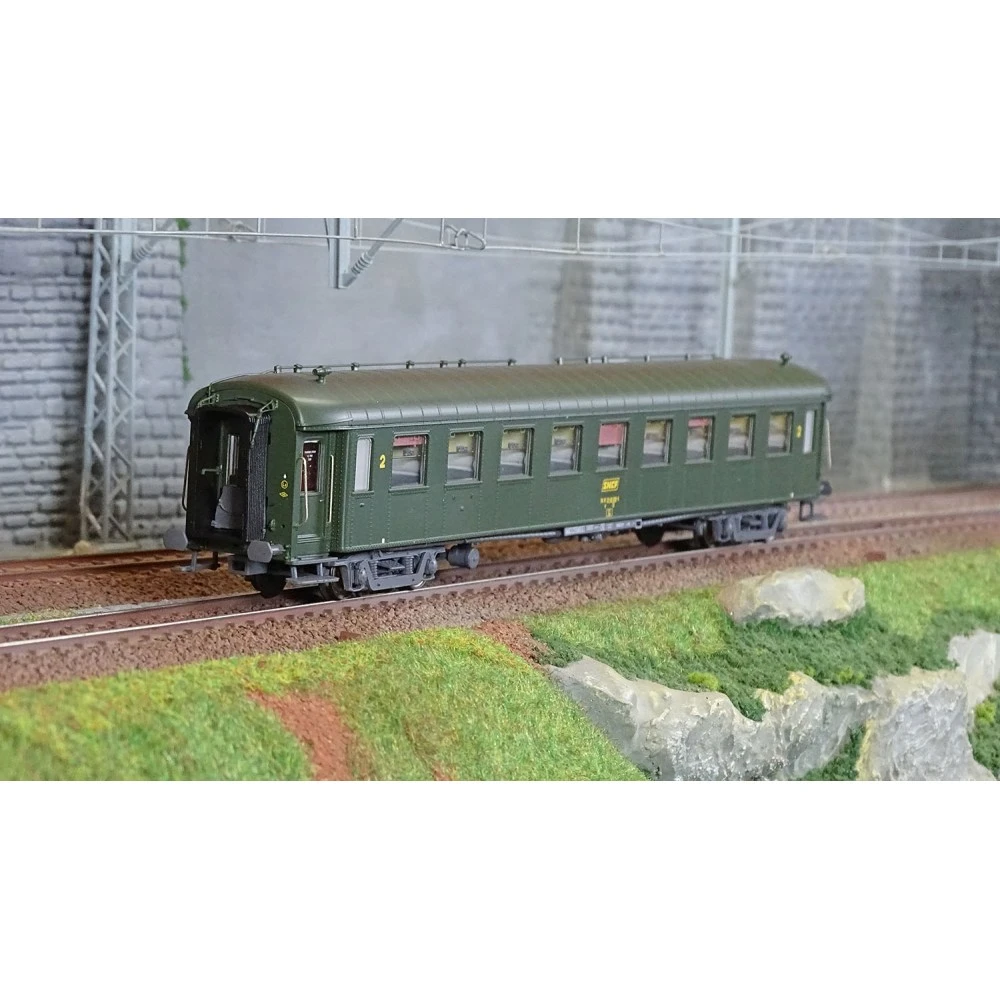 Models Word 40934 Voitures OCEM R.A., B9, vert 301, châssis gris, marquage UIC, SNCF Models World MW_40934 - 1