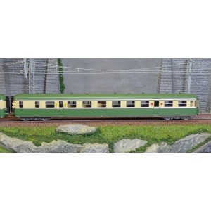 Jouef HJ2429 Autorail diesel RGP 2 X 2719 + remorque XRAB 7708, SNCF, vert/beige avec déflecteurs de fumée Jouef HJ2429 - 3