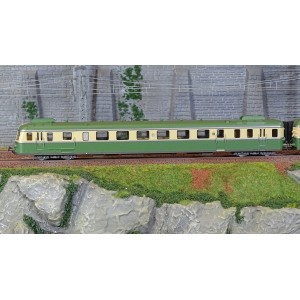 Jouef HJ2420S Autorail diesel RGP 2 X 2712 + remorque XR 7714, SNCF, vert/beige avec déflecteurs de fumée, digital sonore Jouef 