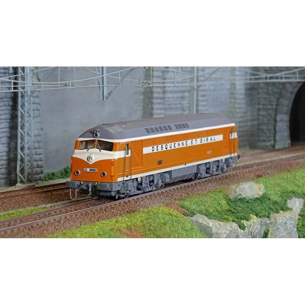 Mistral 25-01-S003 Locomotive diesel CC 80001 Belphégor, SNCF, Orange/Blanc Toit Noir, Desquenne et Giral Mistral Train Models M Mistral 25-01-S003 Locomotive diesel CC 80001 Belphégor, SNCF, Orange/Blanc Toit Noir, Desquenne et Giral Mistral Train Models M