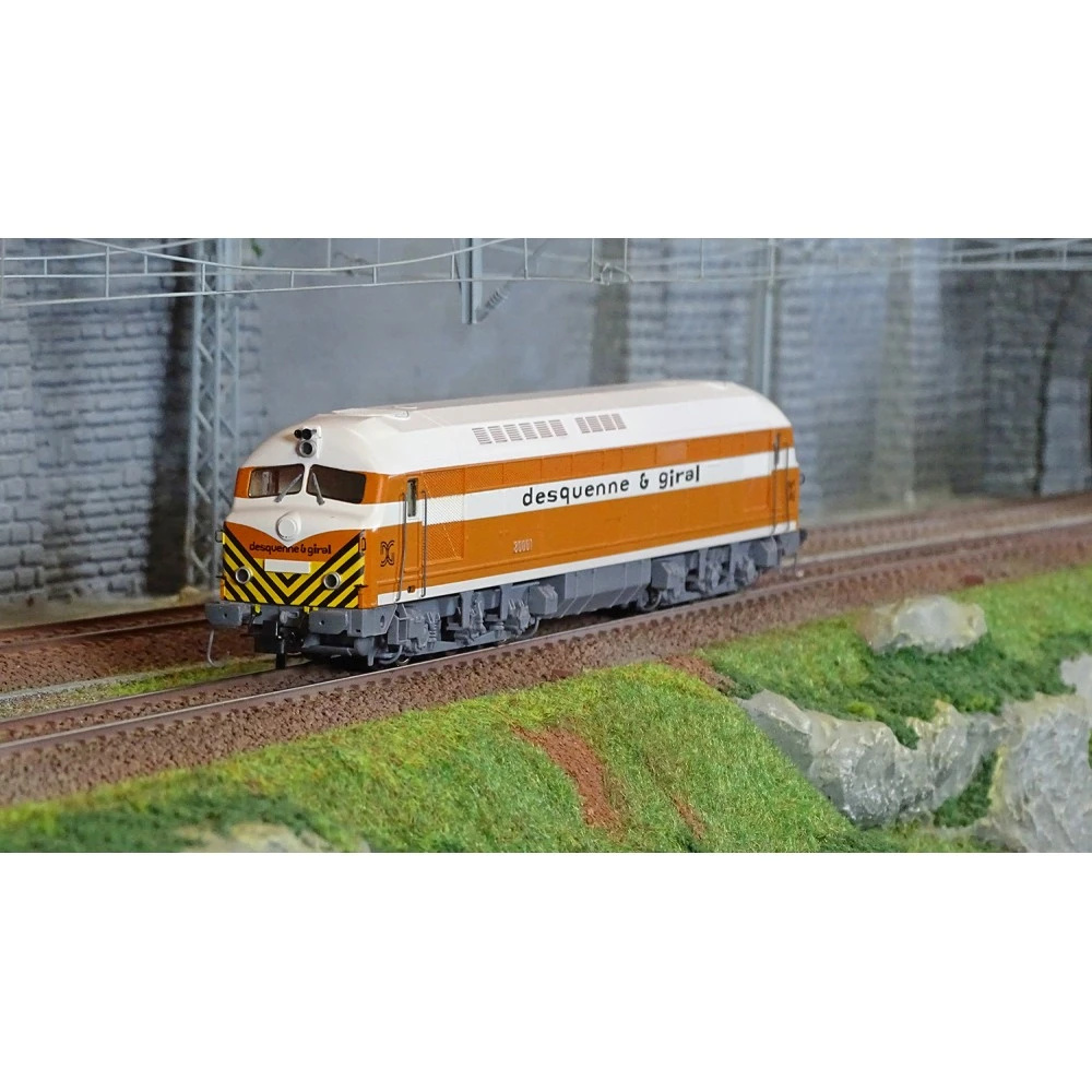 Mistral 25-01-S004 Locomotive diesel CC 80001 Belphégor, SNCF, Orange/Blanc Toit Blanc, Desquenne et Giral Mistral Train Models Mistral 25-01-S004 Locomotive diesel CC 80001 Belphégor, SNCF, Orange/Blanc Toit Blanc, Desquenne et Giral Mistral Train Models