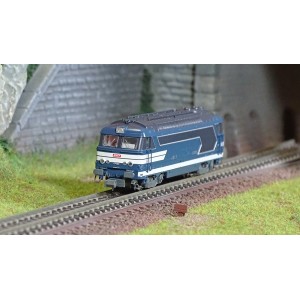 REE Modeles NW323 Locomotive diesel BB 67009, livrée bleue à plaques, dépôt Nevers Ree Modeles NW-323 - 1