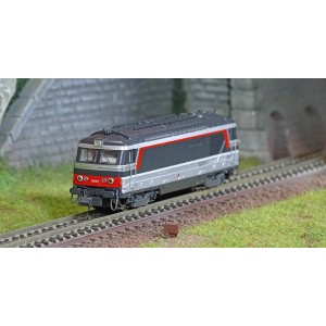 REE Modeles NW326S Locomotive diesel BB 67371, livrée multiservice, dépôt Chambéry, digitale sonore Ree Modeles NW-326.S - 1