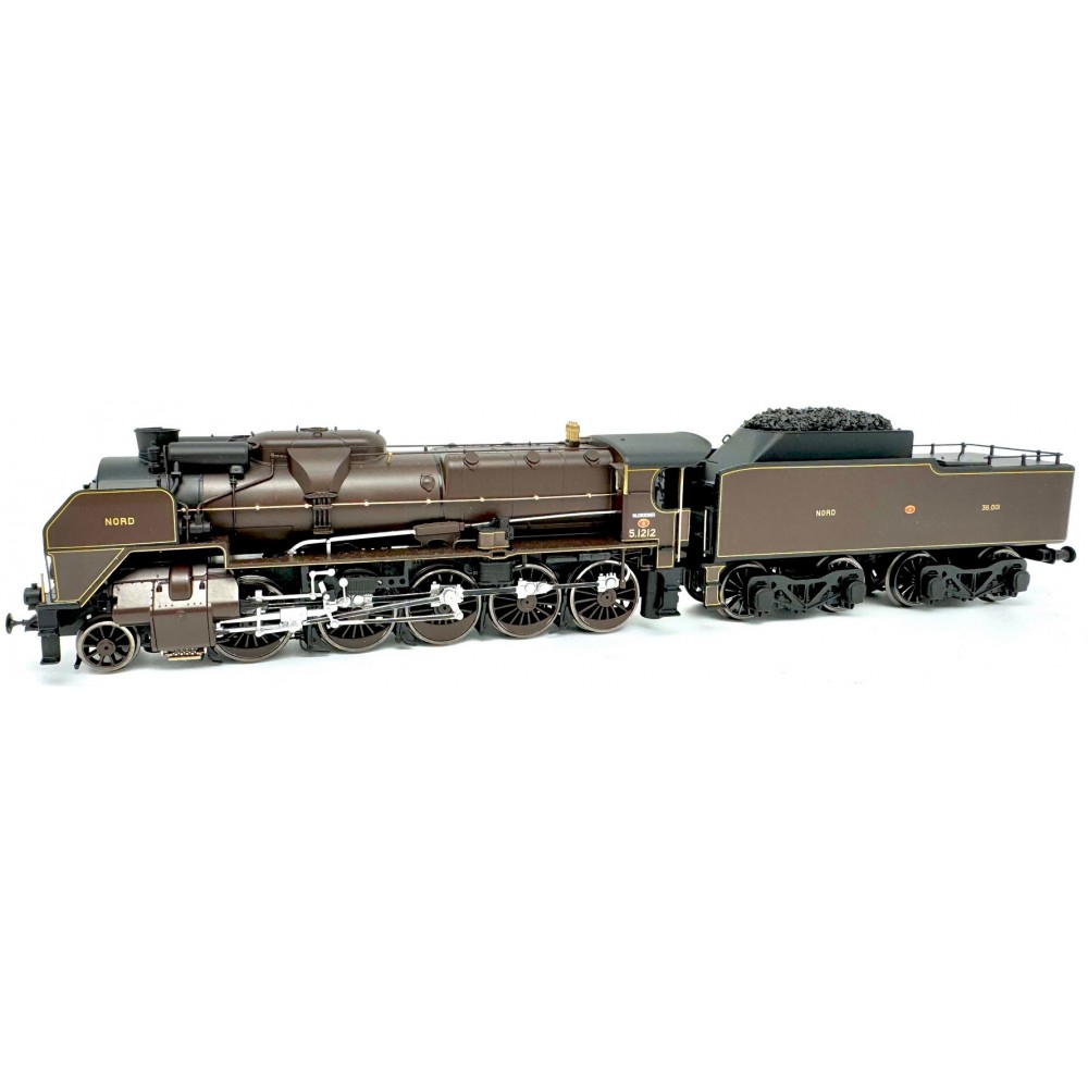 R37 HO41200DS Locomotive à vapeur 5.1212, Nord, chocolat, Valenciennes, sonore, fumée Rail 37 - R37 R37_HO41200DS - 1 R37 HO41200DS Locomotive à vapeur 5.1212, Nord, chocolat, Valenciennes, sonore, fumée Rail 37 - R37 R37_HO41200DS - 1