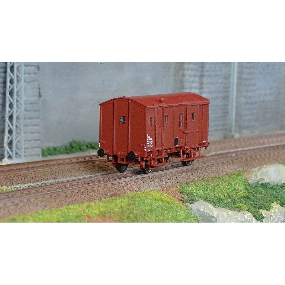 EPM 51.00.16 Wagon marchandise Fourgon M, Uk, rouge UIC, SNCF, feux fin de convoi, ep.IV EPM, Euro Passion Models EPM_51.00.16 -