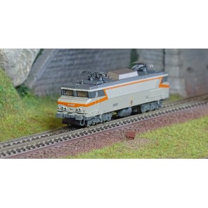 Arnold HN2588S Locomotive électrique CC 6512, SNCF, livrée Béton, échelle N, sonore Arnold HN2588S - 1