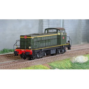 Ree Access JM013S Locomotive diesel 040 DE 9, Livrée d'origine, plaques en relief, SNCF, digitale sonore Ree Modeles JM-013.S - 