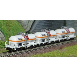 MiniTrix 18266 Set de 3 wagons citernes à bogies, Millet, échelle N Trix Trix_18266 - 1