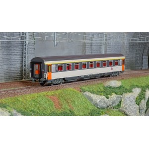 LS Models 40383 Voiture voyageurs VSE A9u, Corail, logo carmillon Ls models Lsm_40383 - 1
