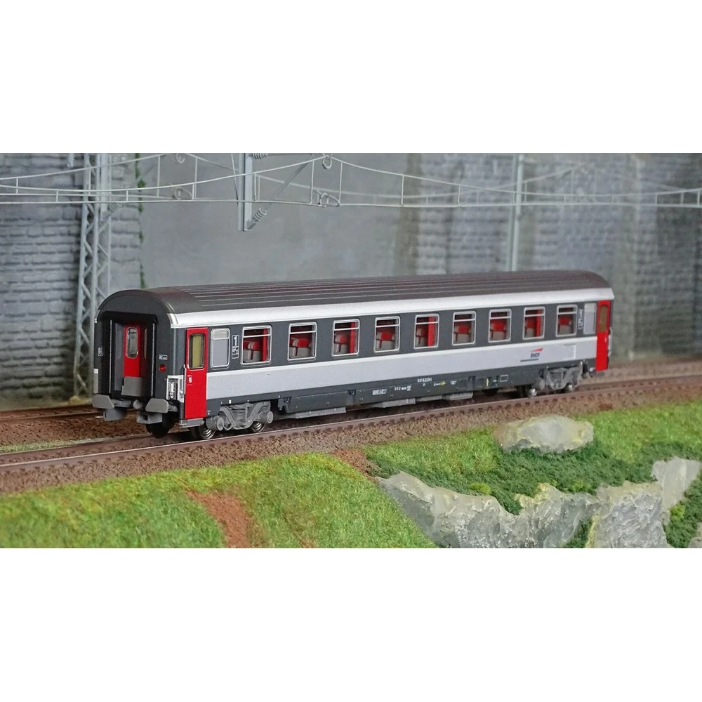 LS Models 40385 Voiture voyageurs VSE A9u, Corail +, logo casquette Ls models Lsm_40385 - 1 LS Models 40385 Voiture voyageurs VSE A9u, Corail +, logo casquette Ls models Lsm_40385 - 1
