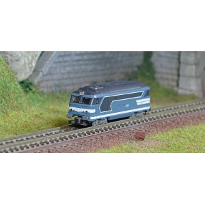 Azar L01-BL4D Locomotive diesel BB 67411, SNCF, livrée bleue, logo nouille, digitale, échelle Z AZAR Models AZAR_L01-BL4D - 1