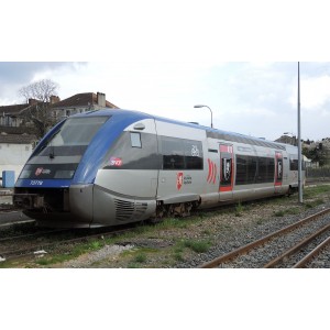 Jouef HJ2438S Autorail diesel X 73500, SNCF, Nouvelle Aquitaine (Bordeaux), digital sonore Jouef HJ2438S - 4