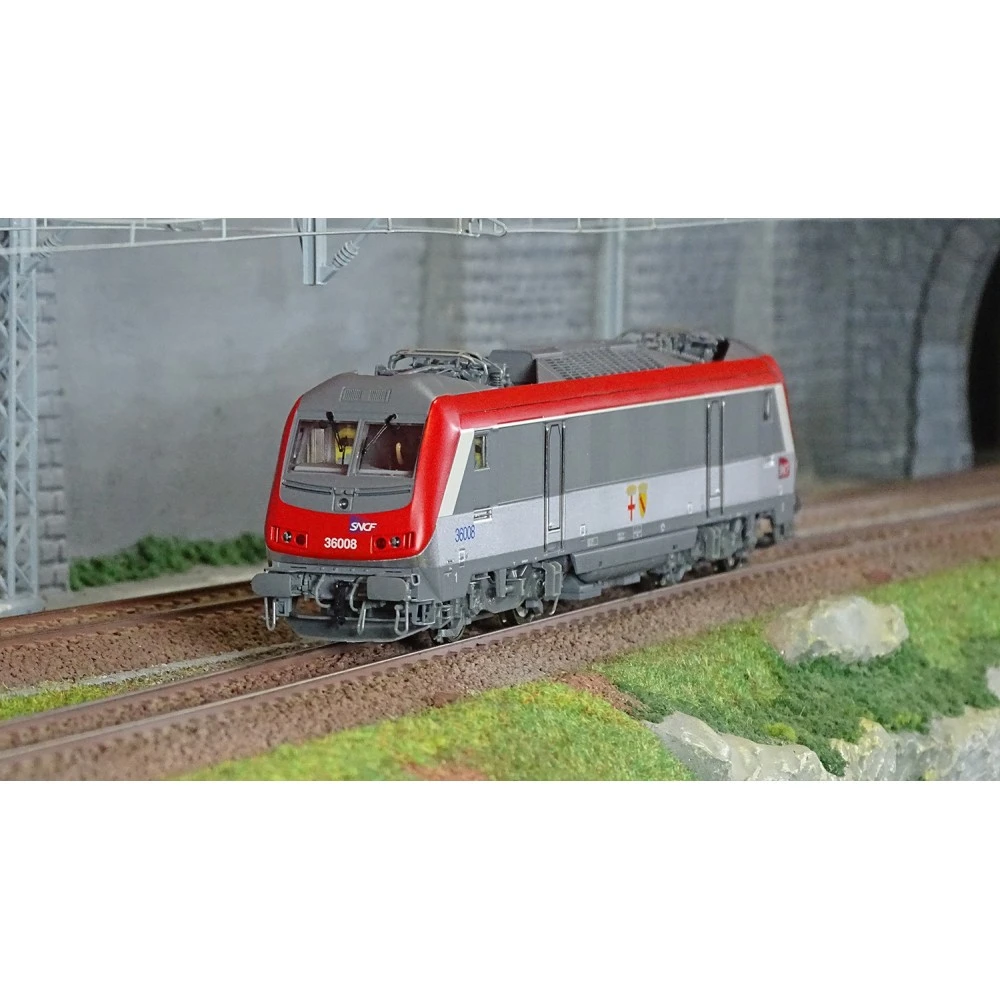 Jouef HJ2459 Locomotive électrique BB 36008, Astride, Multiservices, blasons Blainville/Damelevières, SNCF Jouef HJ2459 - 1 Jouef HJ2459 Locomotive électrique BB 36008, Astride, Multiservices, blasons Blainville/Damelevières, SNCF Jouef HJ2459 - 1