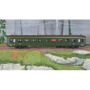 Ree Modeles VB400 Voiture voyageurs DEV AO Couchettes, SNCF, B9c9 myfi, vert 306, ep.III Ree Modeles VB-400 - 2