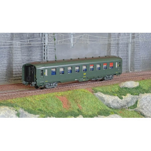 Ree Modeles VB406 Voiture voyageurs DEV AO Couchettes, SNCF, B9c9, Vert 301, logo encadré, ep.IV Ree Modeles VB-406 - 1