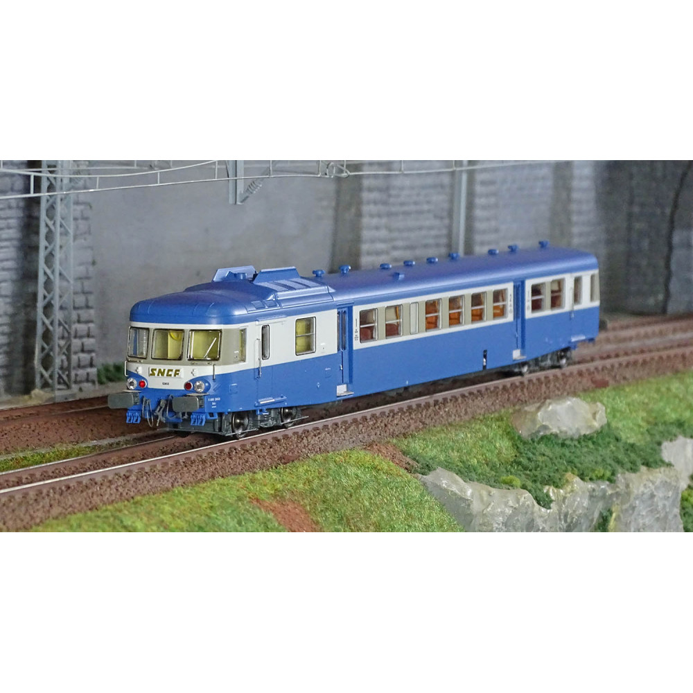 Ree Modeles MB232.S Autorail X 2853 modernisé, Bleu, Logo en relief, TOULOUSE, SNCF, digital sonore Ree Modeles MB-232.S - 1 Ree Modeles MB232.S Autorail X 2853 modernisé, Bleu, Logo en relief, TOULOUSE, SNCF, digital sonore Ree Modeles MB-232.S - 1